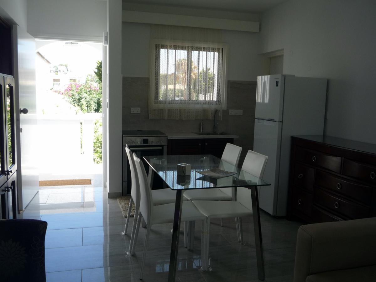 Sandy Beach Apartment 13 Вороклини Экстерьер фото